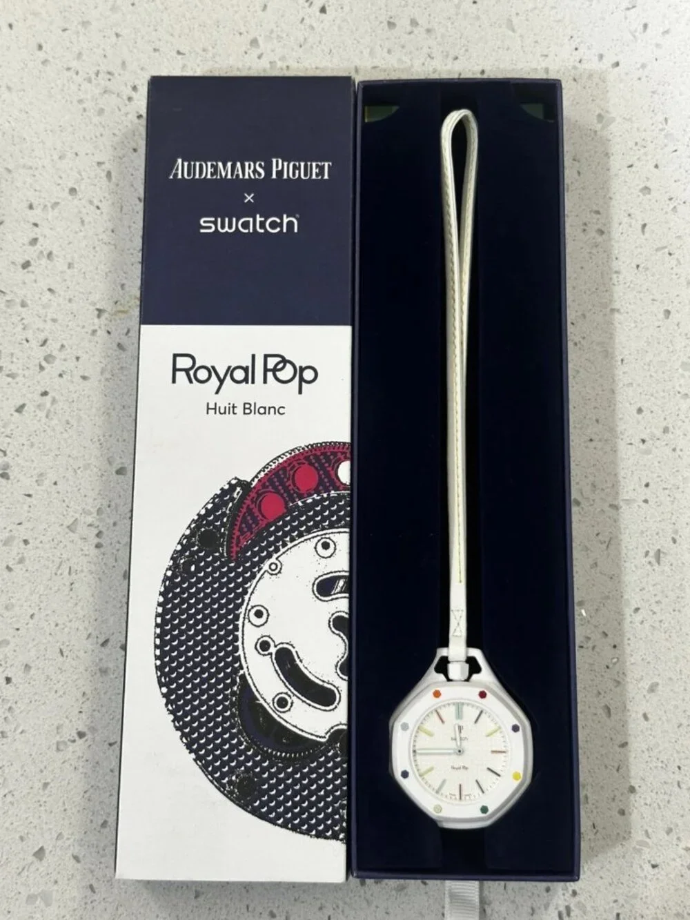 Swatch x AP Royal Pop Huit Blanc - Watch
